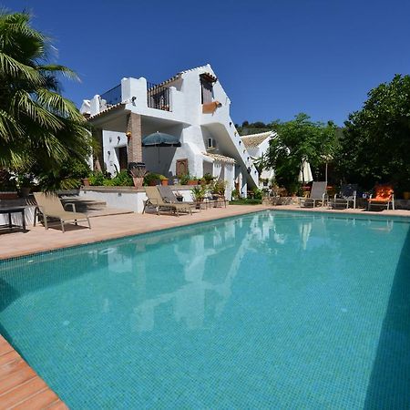 Cortijo La Haza Bed and Breakfast Iznájar Exteriör bild