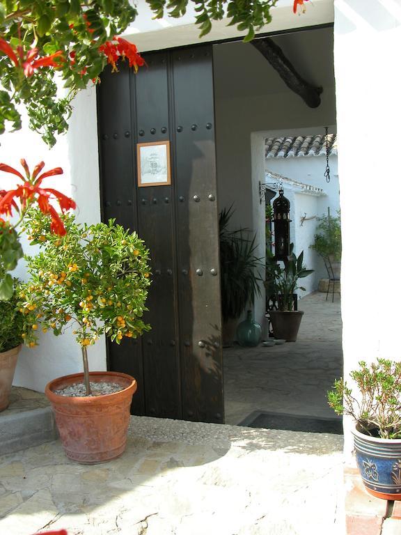 Cortijo La Haza Bed and Breakfast Iznájar Exteriör bild