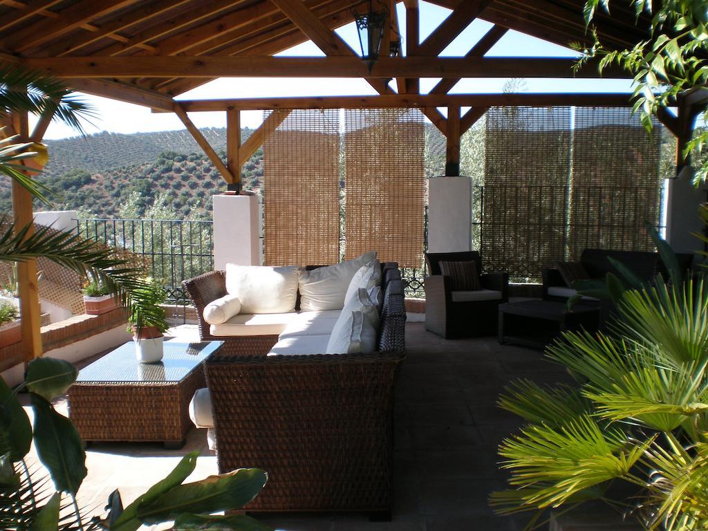 Cortijo La Haza Bed and Breakfast Iznájar Exteriör bild